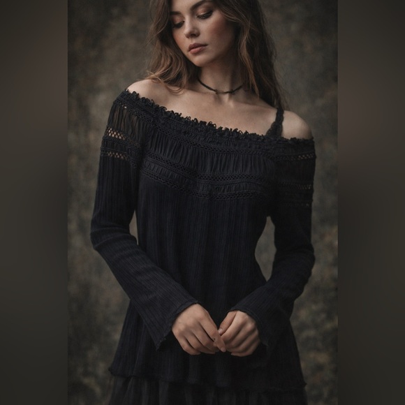 Dolce Cabo Sweaters - Dolce Cabo Black Off Shoulder Crochet Lace Top Boho Fairycore Whimsygoth